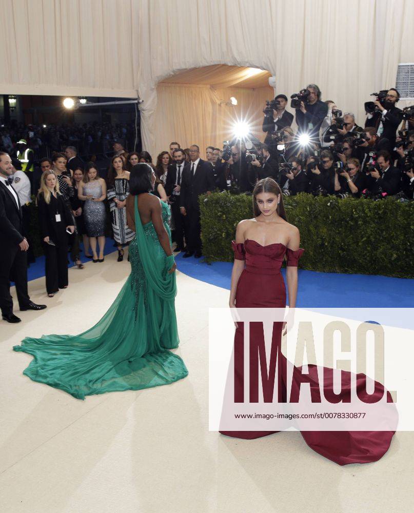 Taylor Hill arrives on the red carpet at the Costume Institute Benefit at The Metropolitan Museum of Art celebrating the opening of Rei Kawakubo Comme des Garcons: Art of the In-Between in New York City on May 1, 2017. NYP20170501598 JOHNxANGELILLO