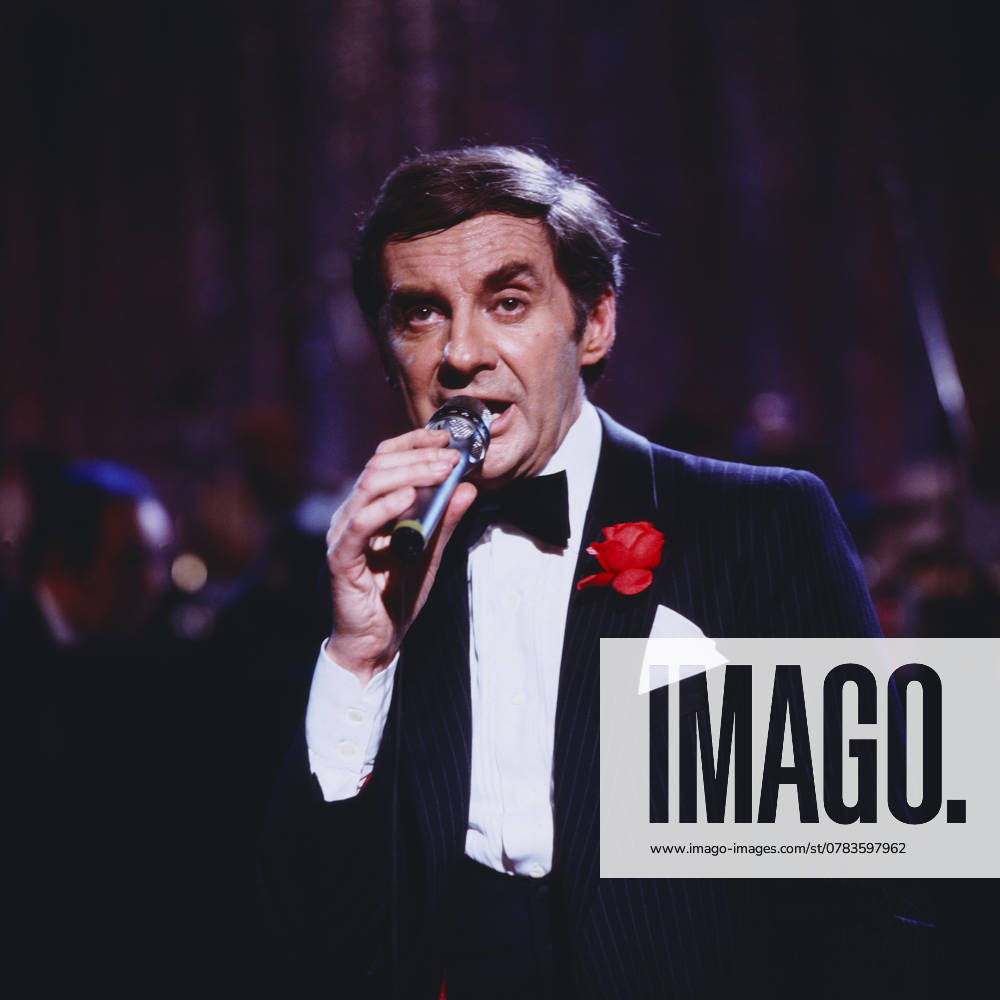 TONIGHT HARALD Tonight: Harald - ZDF Show, 1984, im Ballsaal des Interconti Berlin, Harald Juhnke stellt sich in seiner Show als Entertainer vor, Berlin Deutschland