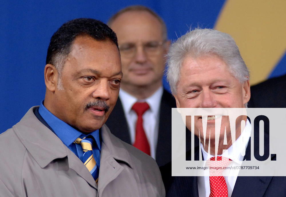Former President Bill Clinton (right) and Rev. Jesse Jackson during a groundbreaking ceremony for a national memorial to honor America s staunchest advocate of civil rights, Dr. Martin Luther King, Jr., in Washington, D.C., November 13, 2006. (Olivier Douliery Abaca Press MCT) WASHINGTON DC USA