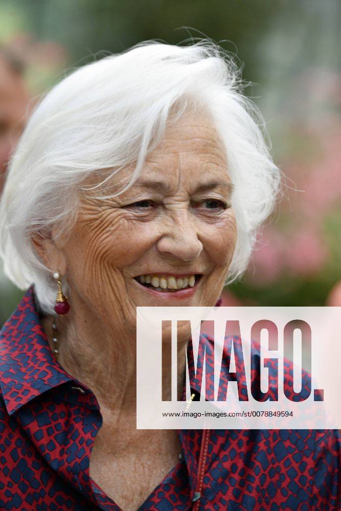 Queen Paola of Belgium pictured during a ceremony for the Queen Paola Award 2015-2016 (Koningin Paolaprijs - Prix Reine Paola) for education, at the royal castle in Laken Laeken, Brussels, Wednesday 31 May 2017. This year s themes are sciences, mathematics and technology. ERICxLALMAND 05106956