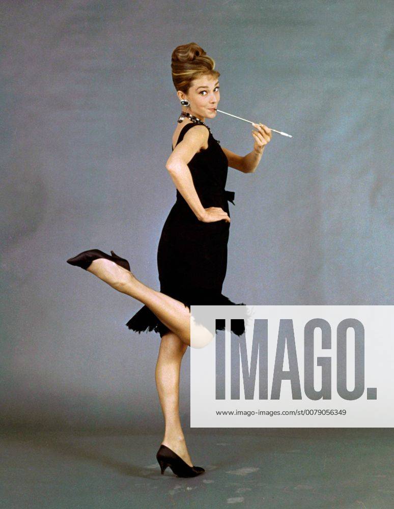 Audrey Hepburn, Breakfast at Tiffany s 1961 Paramount Hollywood CA USA 33300_335THA