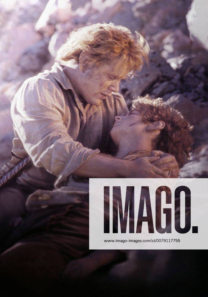 Newline Pictures Presents Lord of the Rings: Return of the King Sean Astin, Elijah Wood © 2003 New Line 30277_103