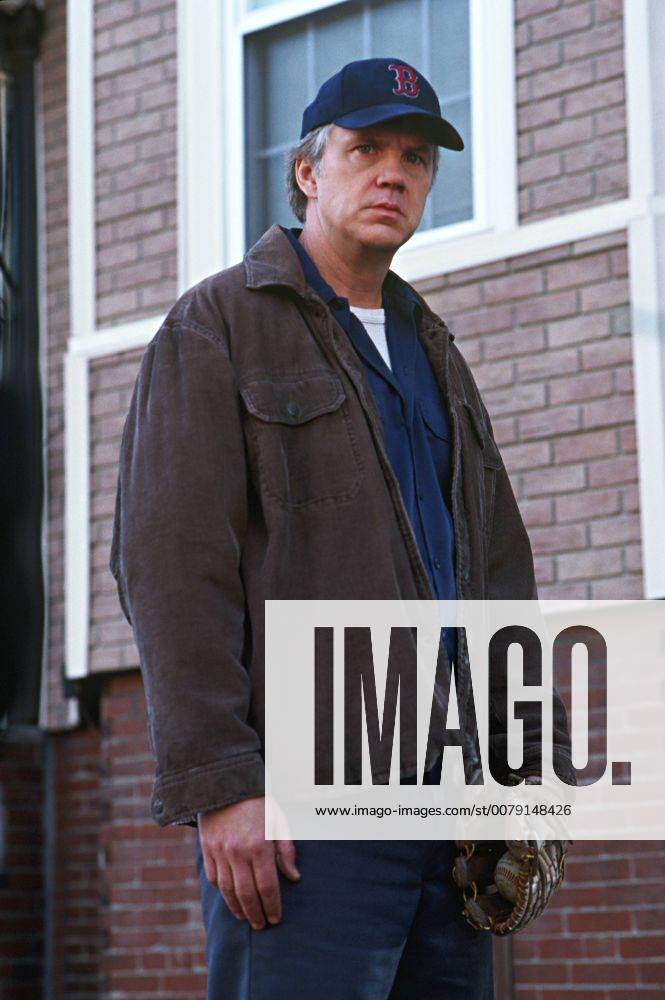 OSCARS. Bester Nebendarsteller. Preisträger 2001-2010 Studio Publicity Still from Mystic River Tim Robbins Photo by Merie W. Wallace © 2003 Warner Los Angeles CA