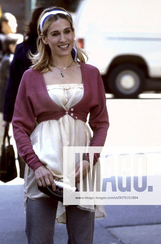 Film Still from Sex and the City Sarah Jessica Parker © 2000 HBO Photo Credit: Abbot Genser 30771_006