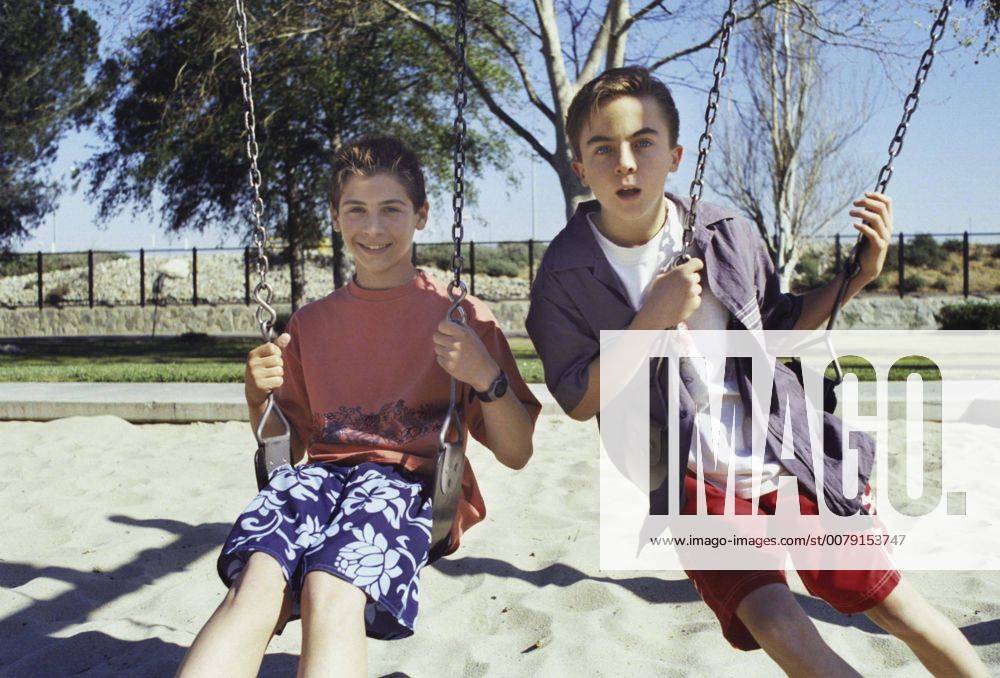 Film Stills from Malcolm in the Middle Episode: Water Park Justin Berfielrd, Frankie Muinz May 21, 2000 Photo Credit: Saeed Adyani 30846379