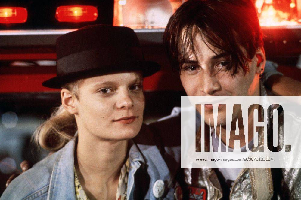 Film still or Publicity still from Parenthood Martha Plimpton and Keanu Reeves © 1989 Universal Photo Credit: Phillip Caruso Los Angeles CA