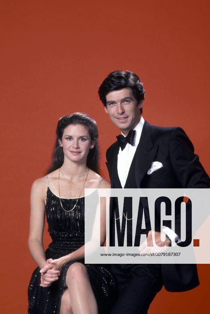Studio Publicity Still from Remington Steele Stephanie Zimbalist, Pierce Brosnan circa 1983 Los Angeles CA USA