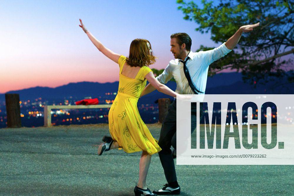 OSCARS. Beste Hauptdarstellerin. Preisträgerinnen 2011-2020 Mia (Emma Stone) and Sebastian (Ryan Gosling) in LA LA LAND. (2016) Lionsgate Los Angeles CA