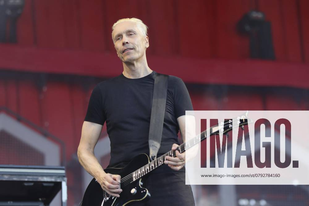 Die Ärzte, Farin Urlaub live iauf dem Tempelhofer Feld, Flughafen Tempelhof, Berlin, Berlin