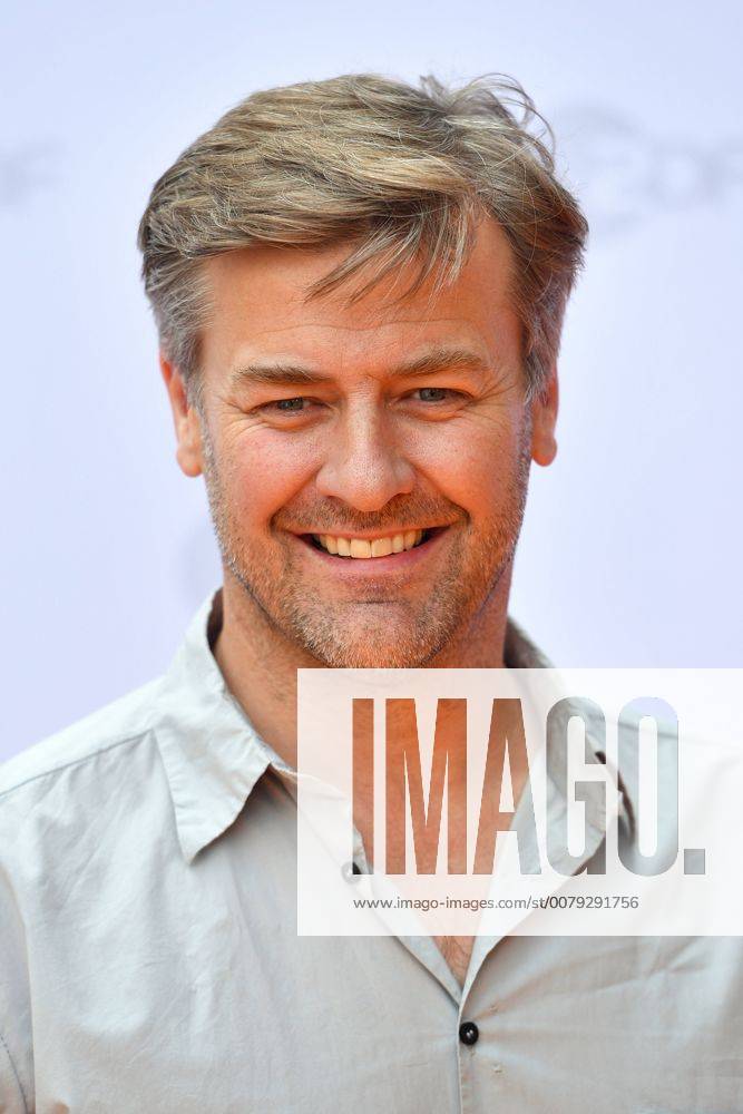 Marcus MITTERMEIER (Schauspieler), Einzelbild,angeschnittenes Einzelmotiv,Portraet,Portrait,Porträt. Roter Teppich,Red Carpet,ZDF Empfang Get Together in Hugo s Bar anlaesslich Filmfest Muenchen am 27.06.2017.