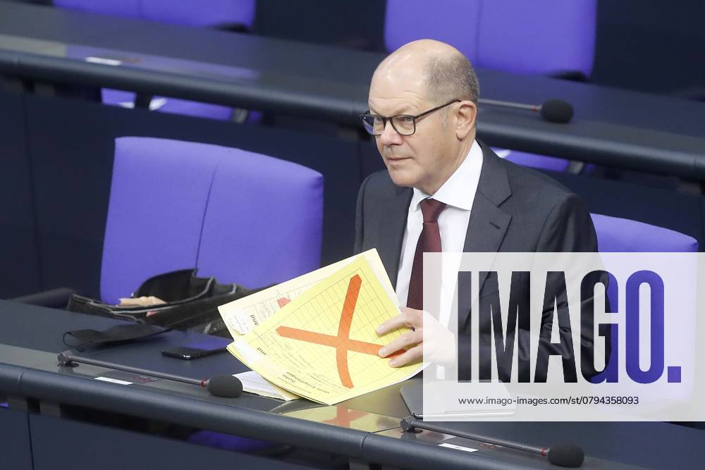 Bundesfinanzminister Olaf Scholz, SPD, in der 197. Sitzung des Deutscher Bundestag, Haushaltberatungen, Berlin Deutschland, Germany