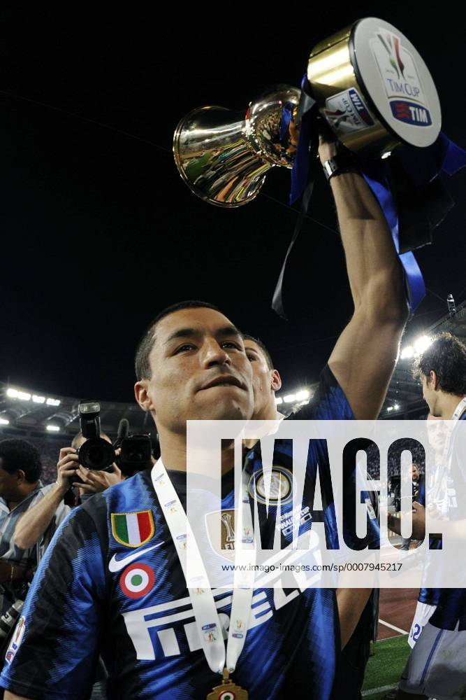 Finale der Coppa Italia 2011 in Rom - Sieger Inter Mailand jubelt - - Ivan Cordoba