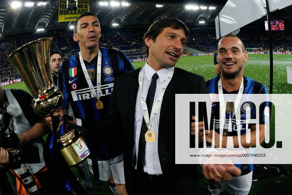 Finale der Coppa Italia 2011 in Rom - Sieger Inter Mailand jubelt - - Leonardo, Lucio und Wesley Sneijder