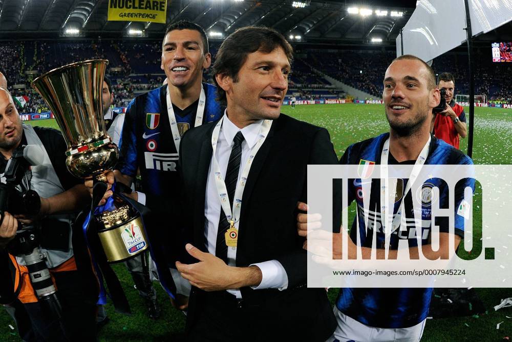Finale der Coppa Italia 2011 in Rom - Sieger Inter Mailand jubelt - - Leonardo, Lucio und Wesley Sneijder
