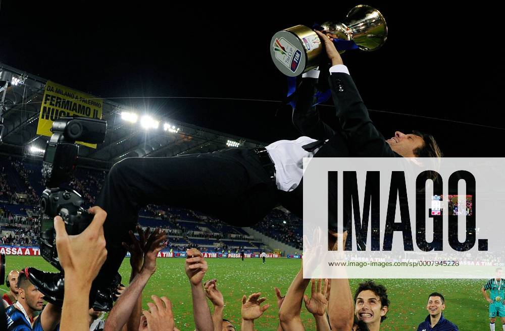 Finale der Coppa Italia 2011 in Rom - Sieger Inter Mailand jubelt - - Leonardo