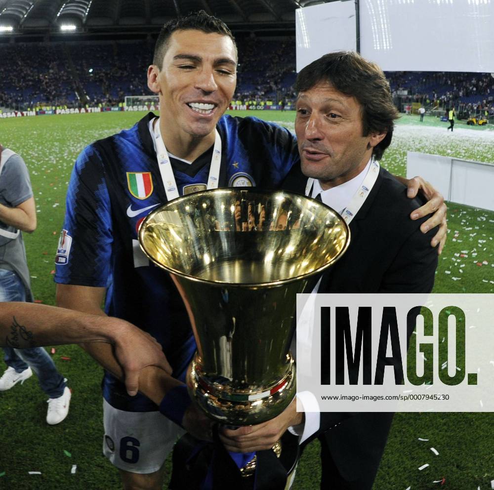 Finale der Coppa Italia 2011 in Rom - Sieger Inter Mailand jubelt - - Leonardo und Lucio