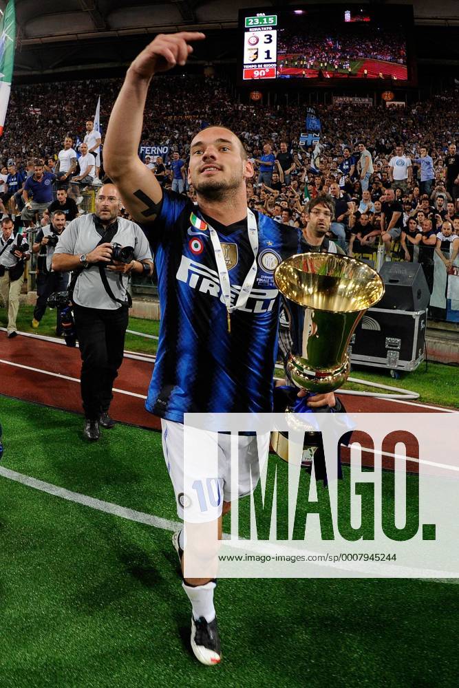 Finale der Coppa Italia 2011 in Rom - Sieger Inter Mailand jubelt - - Wesley Sneijder