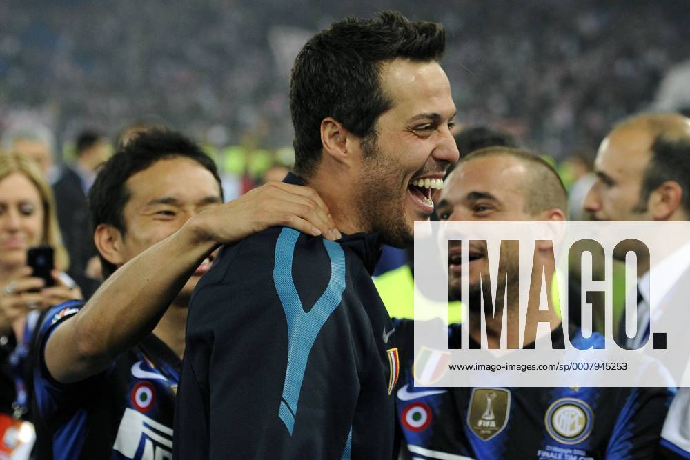 Finale der Coppa Italia 2011 in Rom - Sieger Inter Mailand jubelt - - Julio Cesar, Yuto Nagatomo und Wesley Sneijder