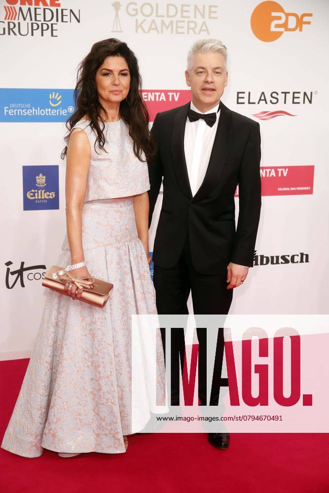 Michael Mittermaier und Ehefrau Gudrun bei der Goldene Kamera 2019 in Berlin, Preisverleihung, Roter Teppich, Berlin Deutschland, Germany