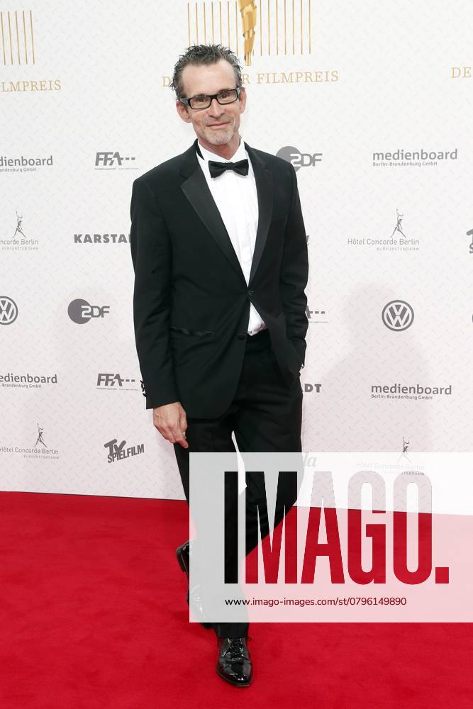 Ulrich Matthes bei der Verleihung des 63. Deutscher Filmpreis 2013 in Berlin, Roter Teppich, LOLA, Berlin Deutschland, Germany