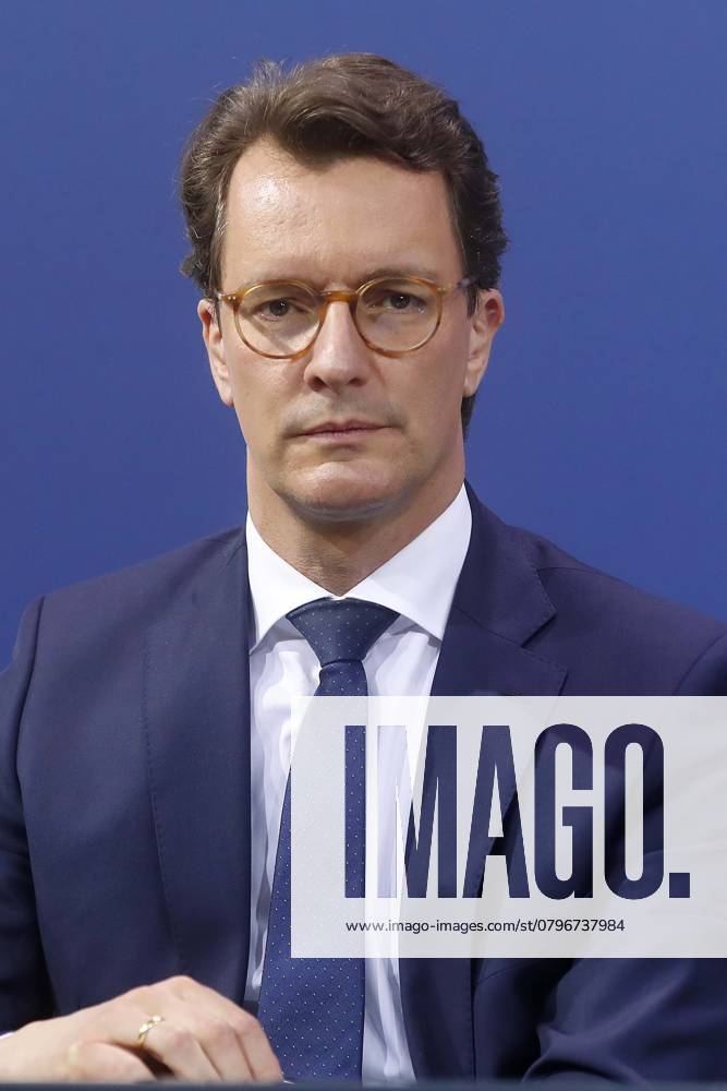 Pressekonferenz von Ministerpraesident Hendrik Wuest nach der Beratung Regierungschefs der Laender im Bundeskanzleramt in Berlin, Ministerpraesidentenkonferenz, Berlin Deutschland, Germany
