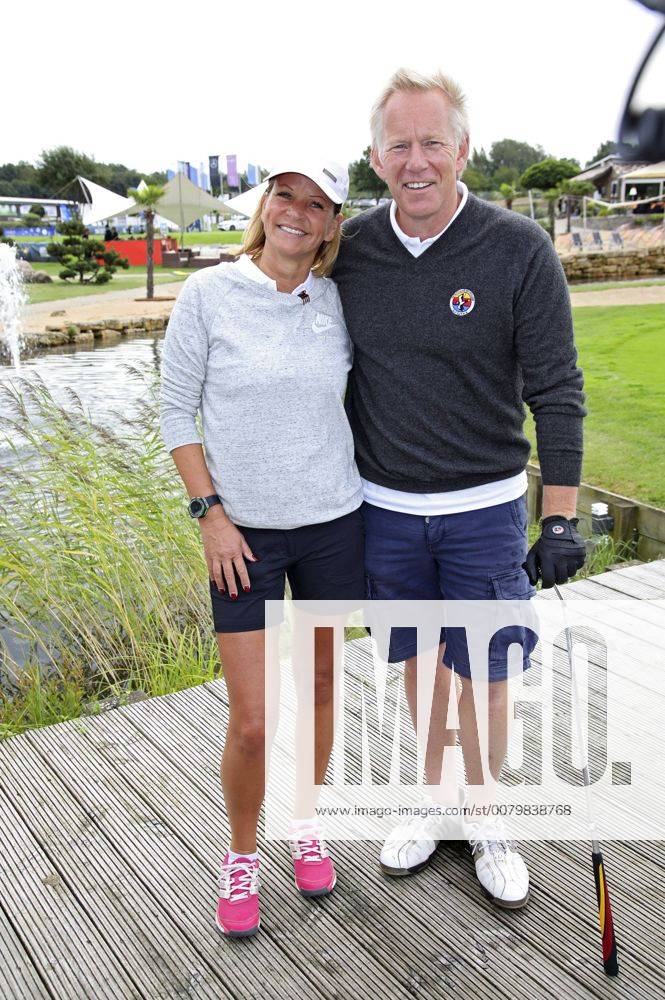 Johannes B. Kerner mit Begleitung beim 10. GRK Golf Charity Masters 2017 in der Golfanlage Golfclub Leipzig im Golfresort Machern. Leipzig, 19.08.2017 Foto:xS.xGabschx xFuturexImage