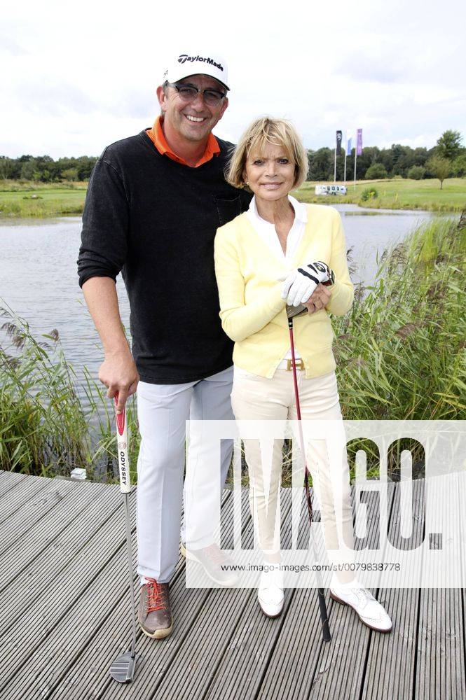 Hans Sigl und Uschi Glas beim 10. GRK Golf Charity Masters 2017 in der Golfanlage Golfclub Leipzig im Golfresort Machern. Leipzig, 19.08.2017 Foto:xS.xGabschx xFuturexImage