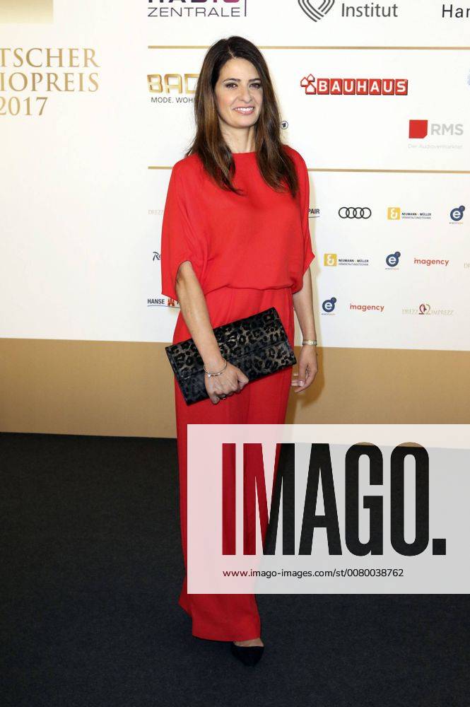Linda Zervakis bei der Verleihung des Deutschen Radiopreises 2017 in der Elbphilharmonie. Hamburg