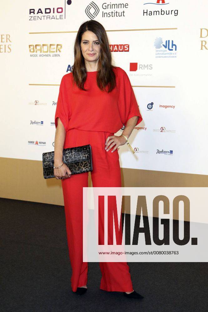 Linda Zervakis bei der Verleihung des Deutschen Radiopreises 2017 in der Elbphilharmonie. Hamburg