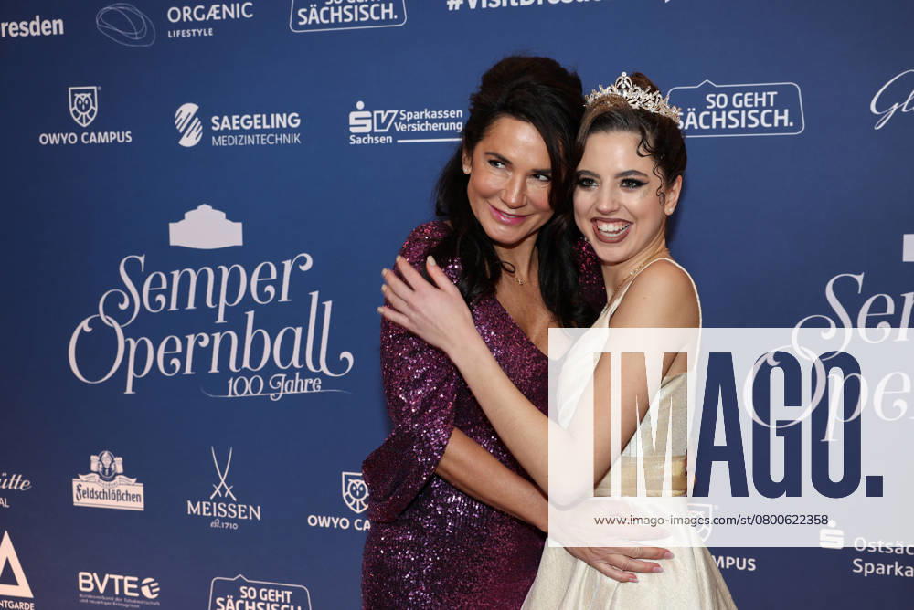 Mariella Ahrens mit Tochter Lucia von Faber-Castell beim 17. SemperOpernball 2025 in der Semper Oper. Dresden, 07.02.2025 Sachsen Germany