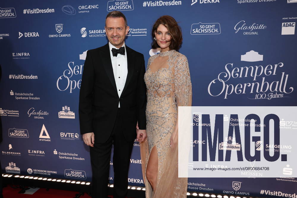 Till Brönner mit Ehefrau Nadia Dassouki beim 17. SemperOpernball 2025 in der Semper Oper. Dresden, 07.02.2025 Sachsen Germany
