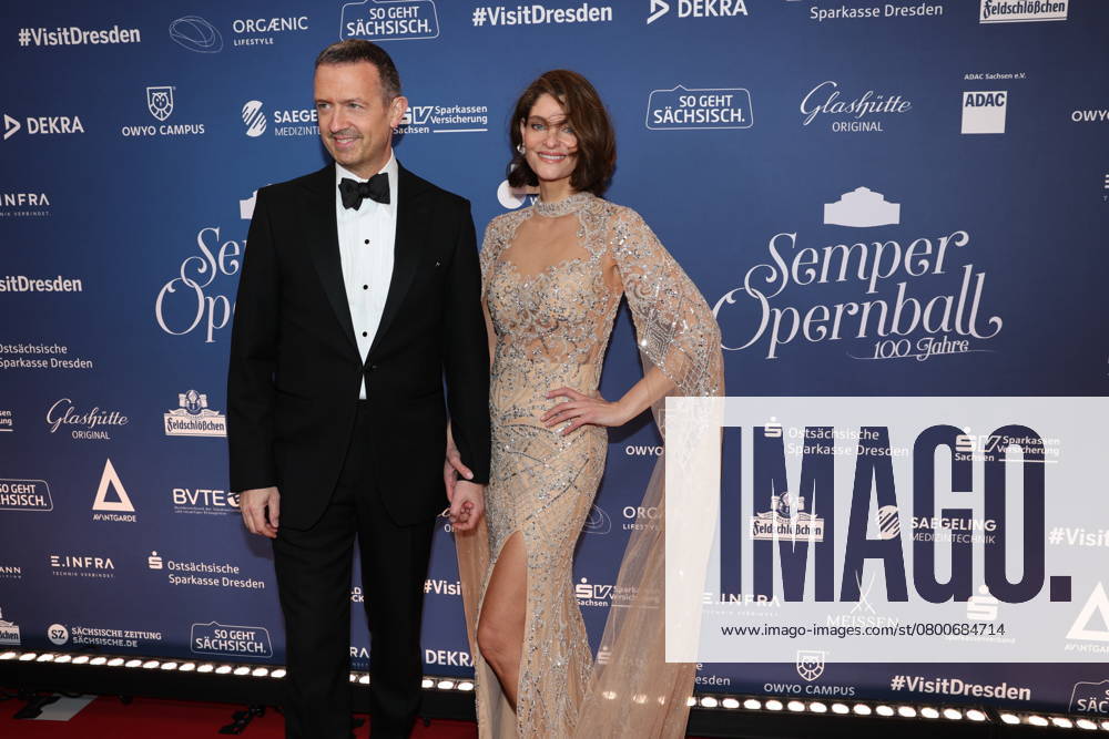 Till Brönner mit Ehefrau Nadia Dassouki beim 17. SemperOpernball 2025 in der Semper Oper. Dresden, 07.02.2025 Sachsen Germany