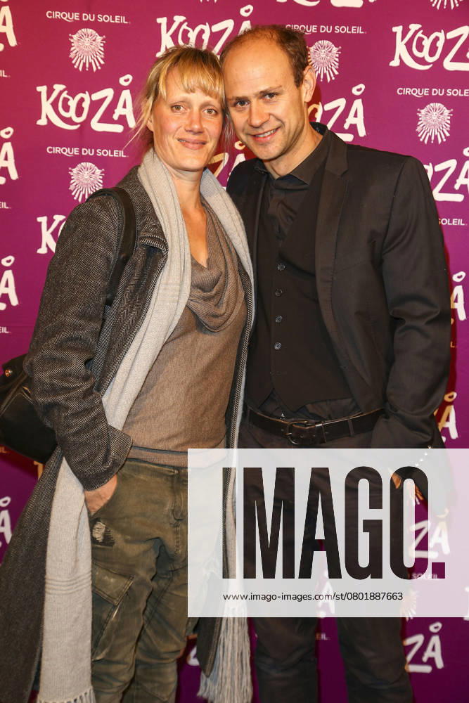 Anna Schudt und Ehemann Moritz Fuehrmann bei der Premiere von Kooza des Cirque du Soleil am 06.November 2014 im Grand Chapiteau in Duesseldorf NRW Deutschland