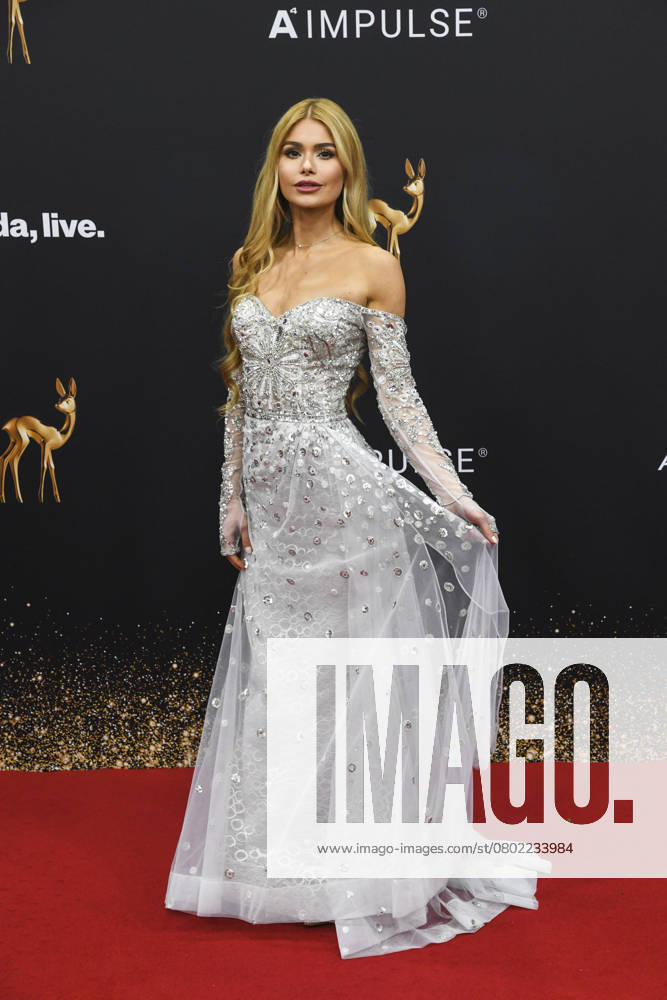 Pamela Reif Influencerin und Model zu Gast bei der 71.Bambi Verleihung 2019 am 21. November 2019 im Festspielhaus von Baden-Baden Der Bambi ist ein jaehrlich in Deutschland verliehener Medien- und Fernsehpreis der Hubert Burda Media Gruppe BW Deutschland