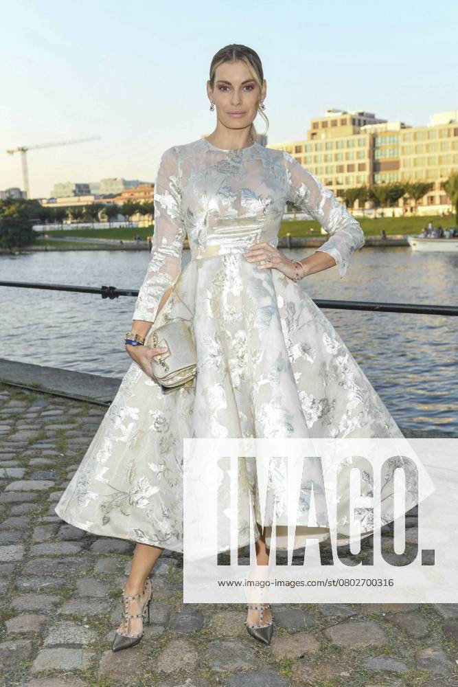 Rebecca Kunikowski bei der Verleihung des Deutschen Schauspielpreis am 03. September 2021 im Spindler und Klatt an der Spree in Berlin. Berlin Deutschland
