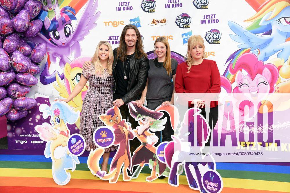 Beatrice Egli, Gil Ofarim, Anne Wuensche, Maite Kelly bei der Deutschlandpremiere von My Little Pony im Zoo Palast in Berlin am 03.10.2017