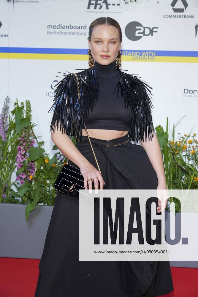 Sonja Gerhardt bei der Verleihung des Deutschen Filmpreises am 12.05.2023 im Theater am Potsdamer Platz in Berlin. Berlin Deutschland