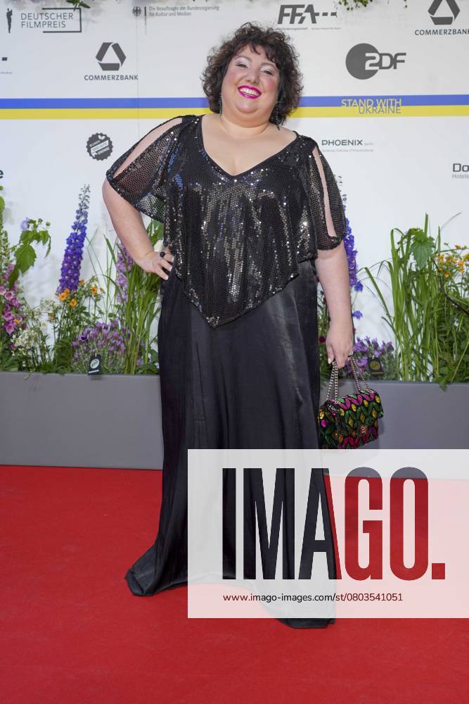 Meltem Kaptan bei der Verleihung des Deutschen Filmpreises am 12.05.2023 im Theater am Potsdamer Platz in Berlin. Berlin Deutschland
