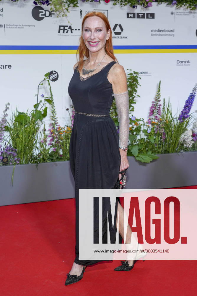 Andrea Sawatzki bei der Verleihung des Deutschen Filmpreises am 12.05.2023 im Theater am Potsdamer Platz in Berlin. Berlin Deutschland