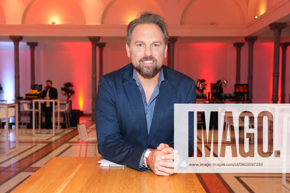 Steven Gaetjen bei der Verleihung des 23. Deutschen Hoerfilmpreises am 20.06.2023 in der Hauptstadtrepraesentanz der Deutschen Telekom in Berlin. Berlin Deutschland