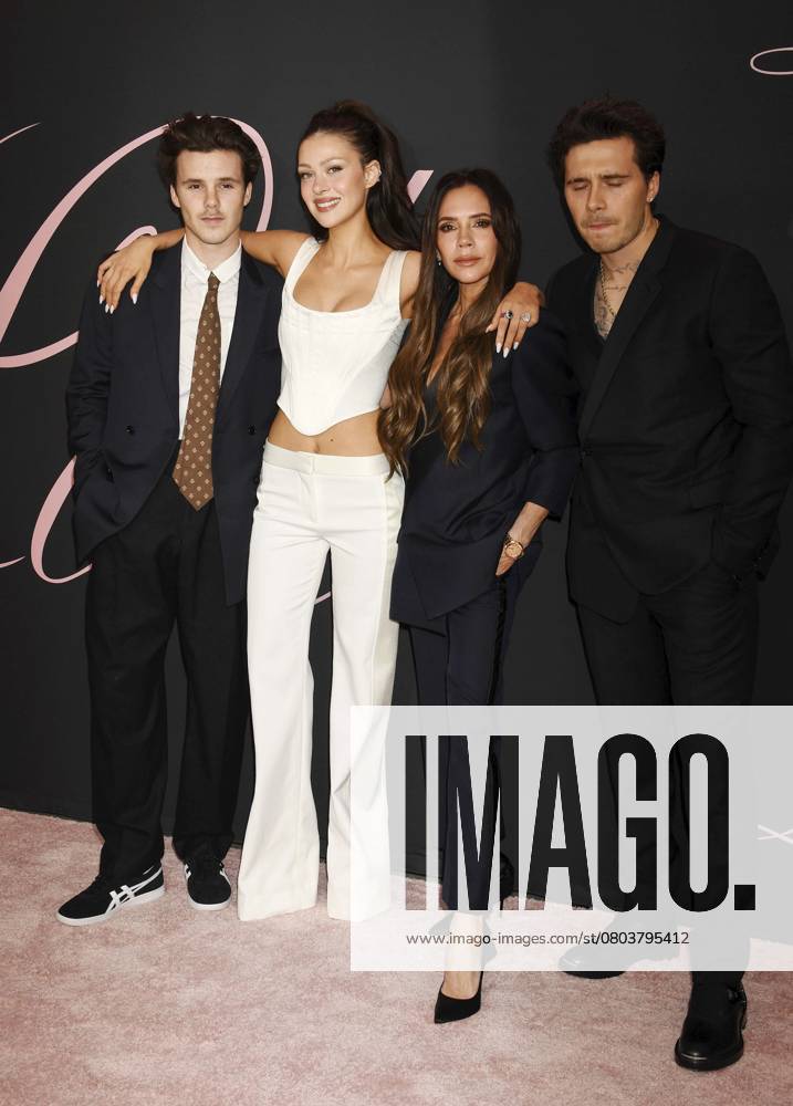 Cruz Beckham, Nicola Peltz Beckham, Victoria Beckham and Brooklyn Peltz Beckham arrives at the Premiere Of Lola at Regency Bruin Theatre on February 03, 2024 in Los Angeles, California CA Amerika