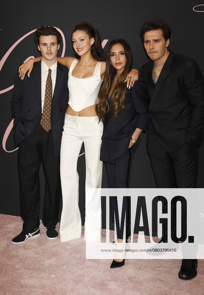 Cruz Beckham, Nicola Peltz Beckham, Victoria Beckham and Brooklyn Peltz Beckham arrives at the Premiere Of Lola at Regency Bruin Theatre on February 03, 2024 in Los Angeles, California CA Amerika