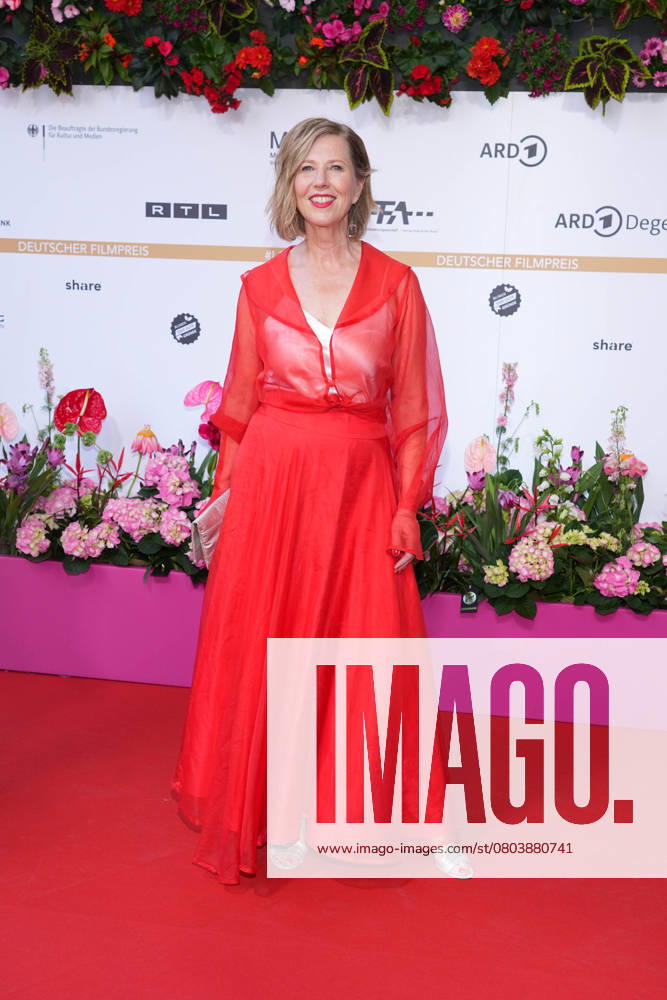 Petra Zieser bei der Verleihung des Deutschen Filmpreises am 03.05.2024 im Theater am Potsdamer Platz in Berlin. Berlin Deutschland