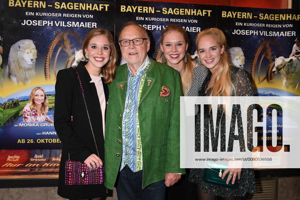 Joseph Vilsmaier mit seinen Töchtern Josefine, Theresa und Janina Premiere Bavaria - Sagenhaft Film, Fernsehen Kino Sendlinger Tor München 19. Oktober 2017