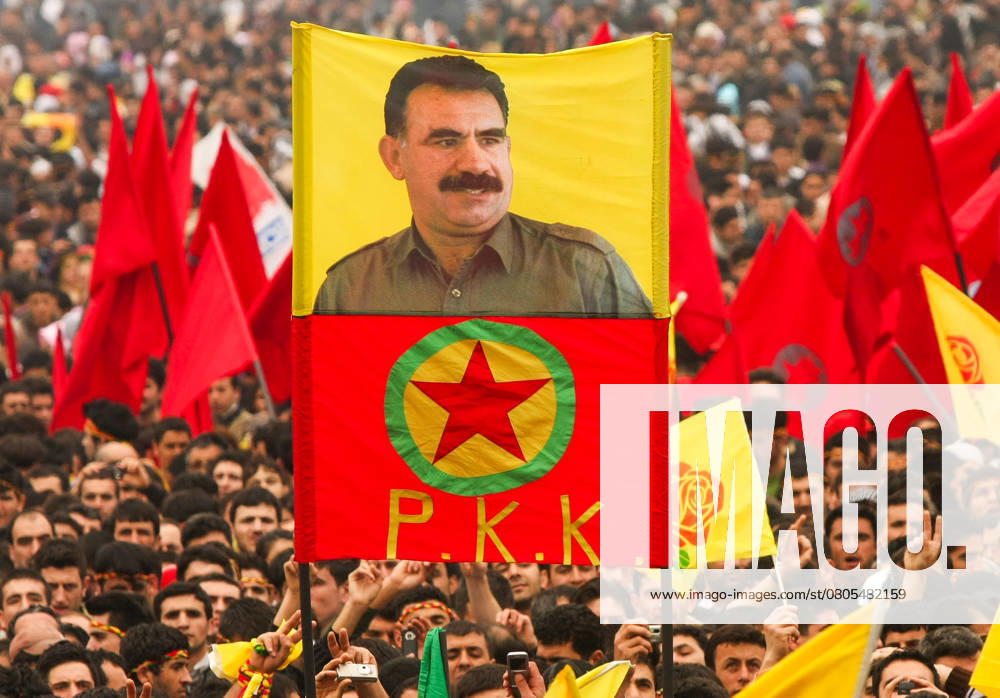 Abdullah Ocalan, the imprisoned leader of the PKK, called on the organization to lay down arms and dissolve itself. This statement is seen as a significant step towards ending the conflict between Turkey and the PKK, which has lasted for over 40 years. This call was made in parallel with recent positive steps towards peace taken by the Turkish government. These developments have the potential to significantly impact the dynamics of Turkey, Syria, and the broader Middle East. The image shows a scene from various demonstrations held by Kurds over the years, with a poster of Kurdish leader Abdullah Ocalan. °Stanbul Turkey - ZUMAs278 20080323_zip_s278_002