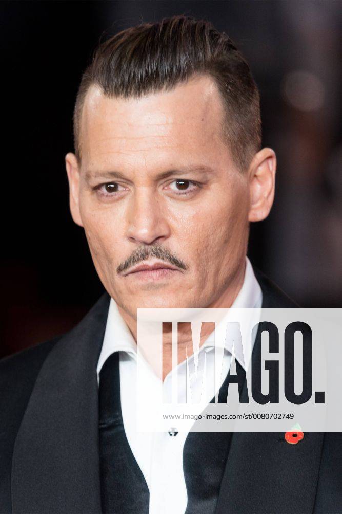 London, London, UK - London, UK. JOHNNY DEPP attends the world film premiere of Murder On The Orient Express. London UK - ZUMAl94_ 20171102_zaf_l94_111