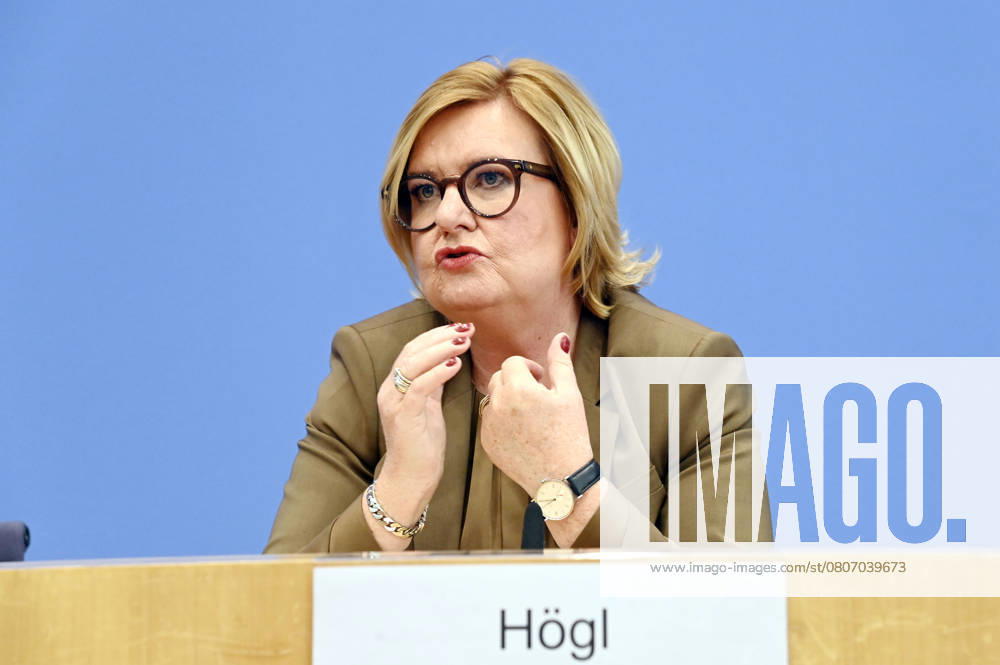 Eva Högl bei der Bundespressekonferenz Vorstellung des Jahresberichtes 2024 im Haus der Bundespressekonferenz. Berlin