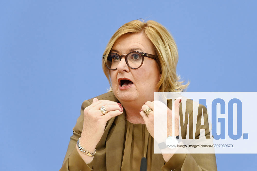 Eva Högl bei der Bundespressekonferenz Vorstellung des Jahresberichtes 2024 im Haus der Bundespressekonferenz. Berlin
