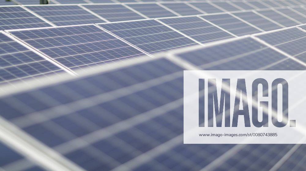 Solaranlage auf dem Dach des Museo de la Memoria y los Derechos Humanos, Museum der Erinnerung und Menschenrechte, Santiago de Chile, 16.10.2017. Santiago de Chile Chile