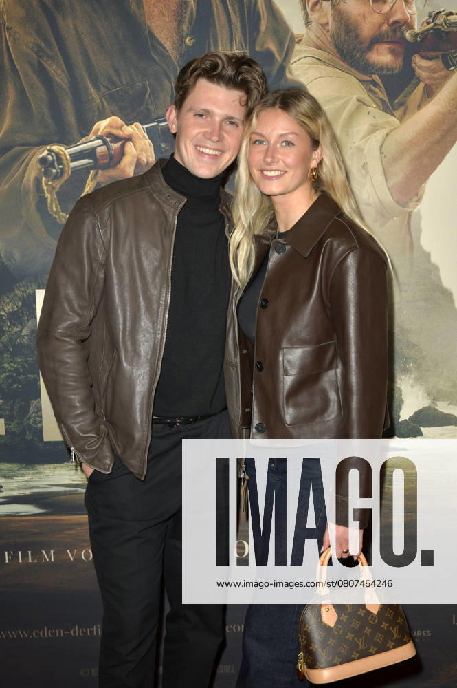 Lennart Betzgen mit Freundin Celine Rüdebusch beim Special Screening des Kinofilms Eden in der Astor Film Lounge. Berlin